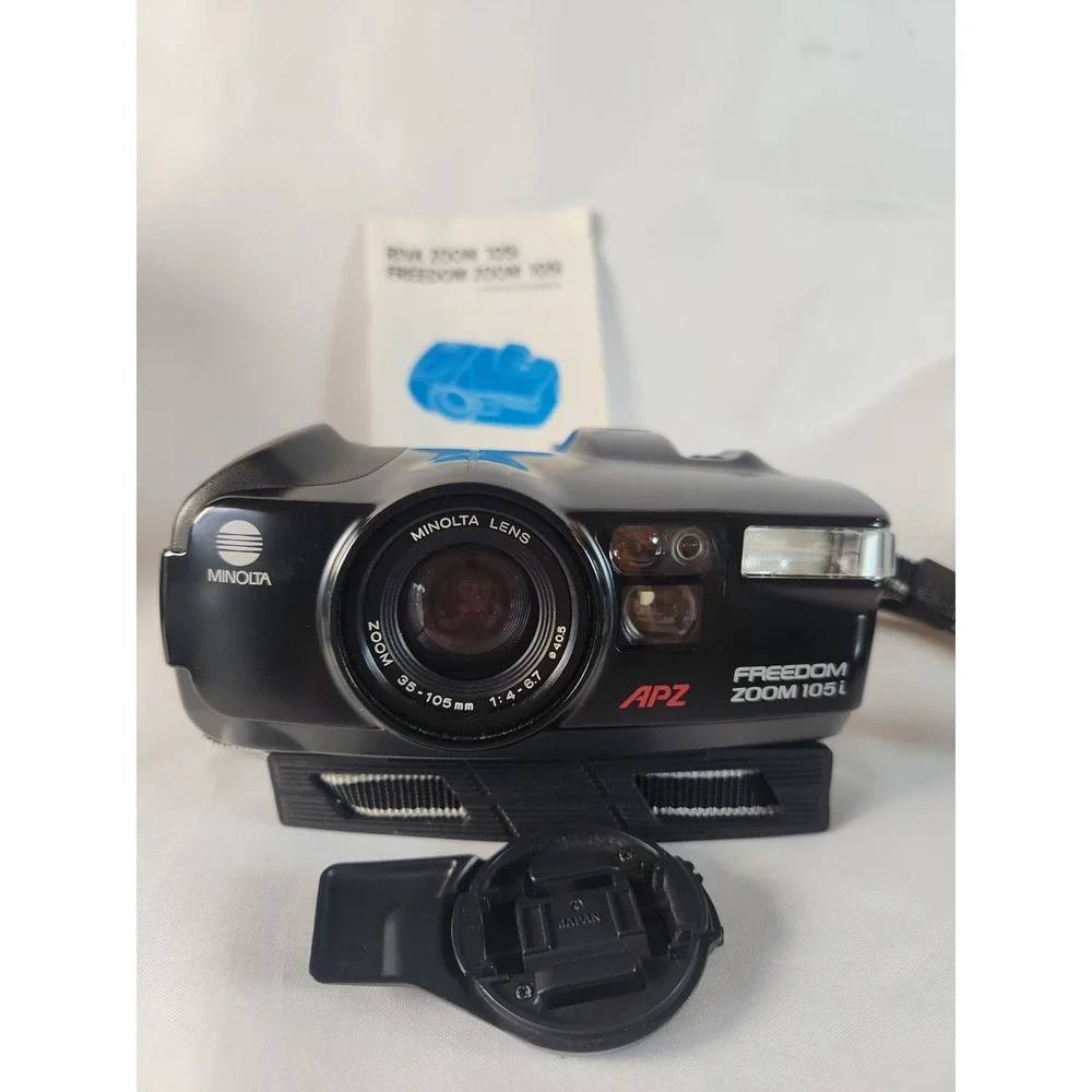 Minolta Freedom Zoom 105i APZ 35mm Camera 35-105mm Zoom w/ Strap & Manual + Case